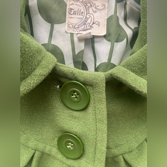 Tulle brand jacket w/ hood💚 Size small - Picture 5 of 6